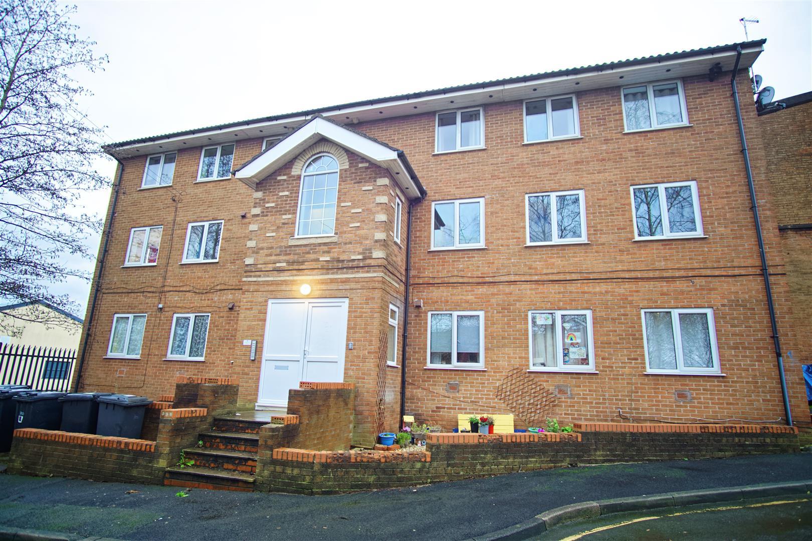 Flat Ribble Bank Street in Preston