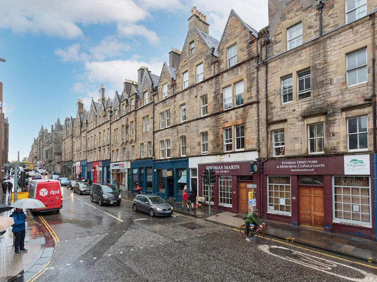 Flat St Mary's Street in City of Edinburgh