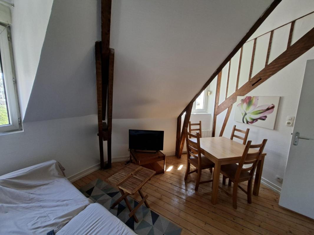 Flat Rue des Trente in Rennes