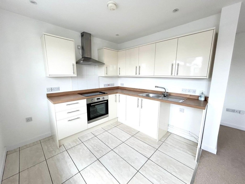 Flat Kitelands Road in Biggleswade