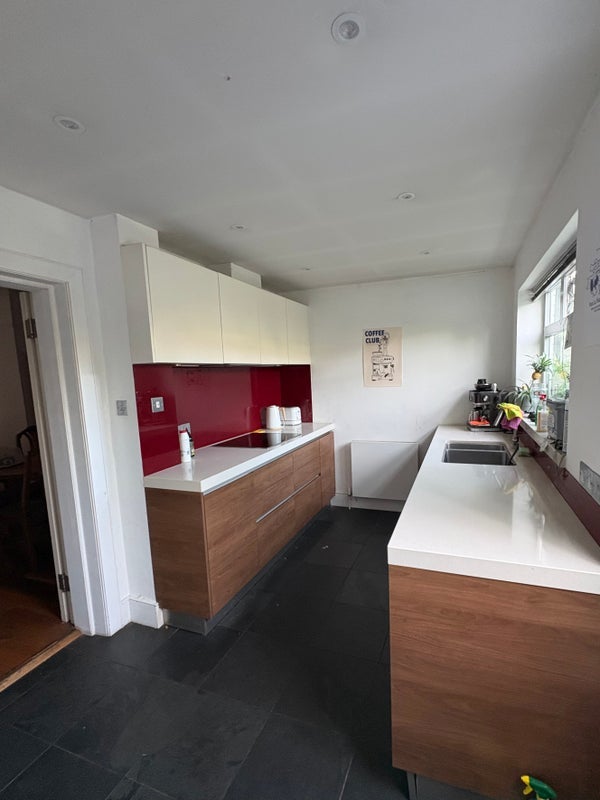 Room Twilley Street in Greater London