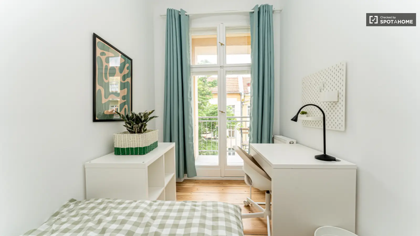 Wohnung Petersburger Straße in Berlin