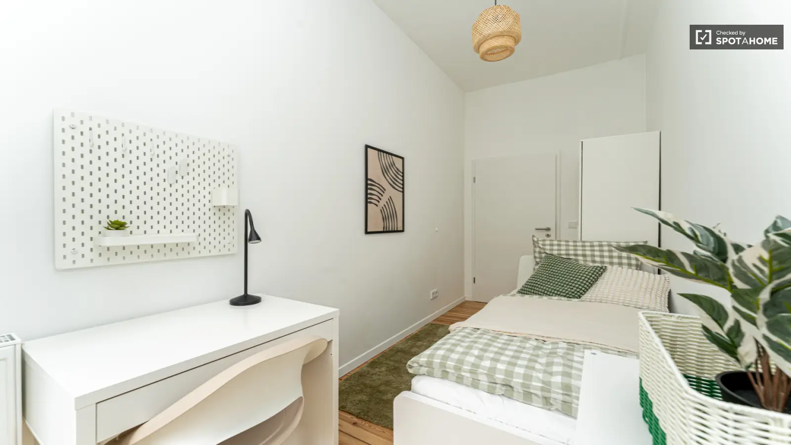 Wohnung Petersburger Straße in Berlin