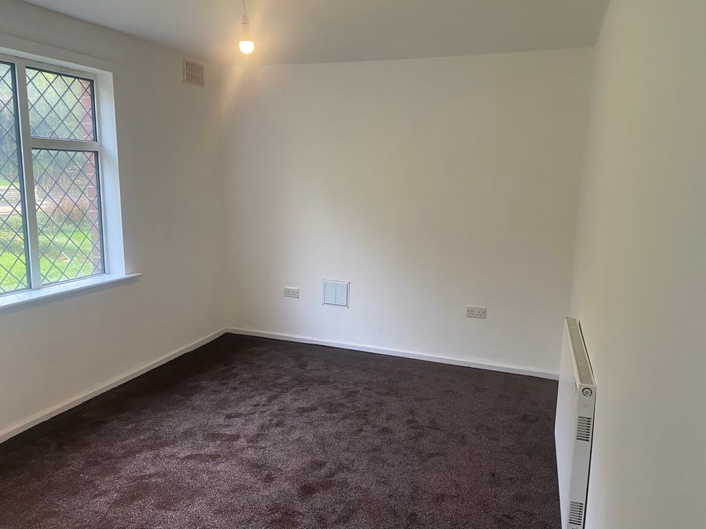 Flat Manchester Road in Rochdale