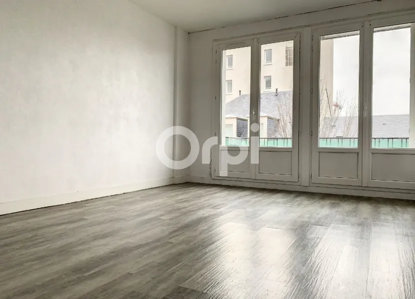 Flat Rue du Faubourg Saint-Jean in Orléans