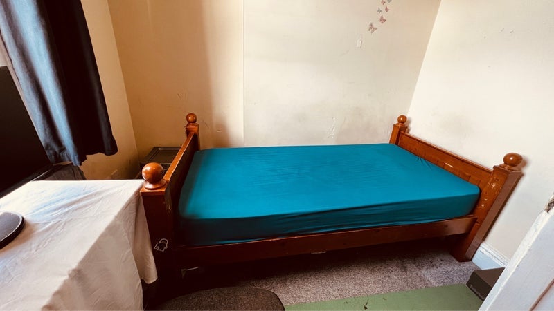 Room Semley Place in Greater London