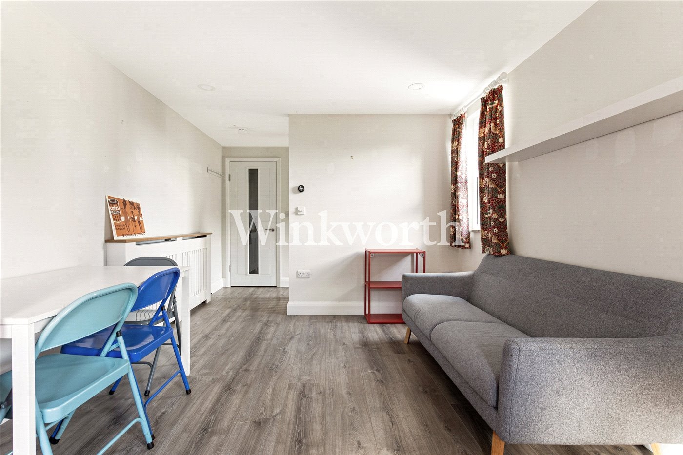 Flat Eade Road in Greater London