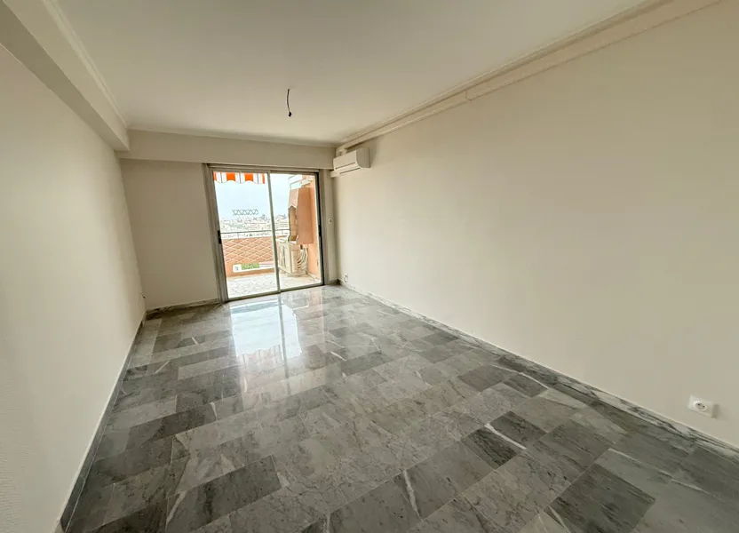 Appartement Rue de l'Est à Le Cannet