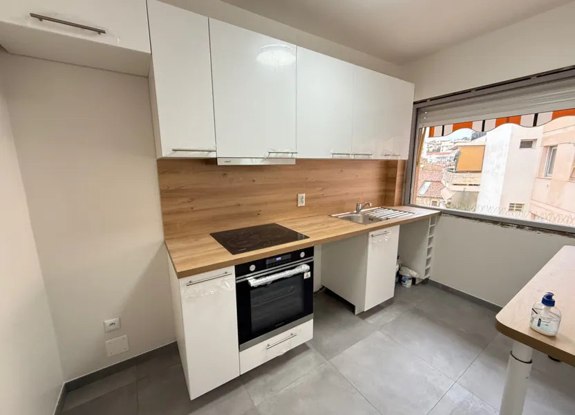Appartement Rue de l'Est à Le Cannet