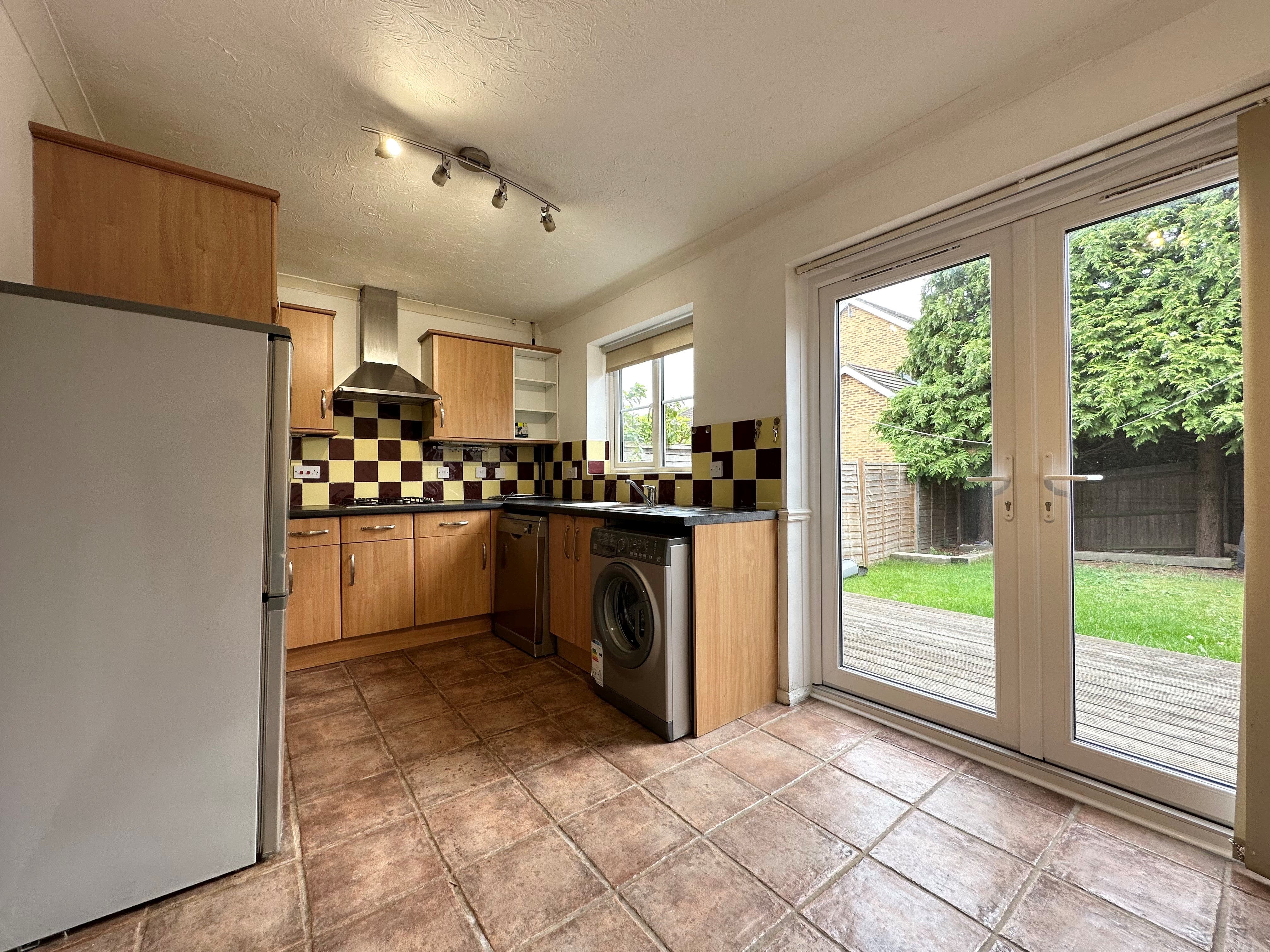 House Munday Court in Binfield
