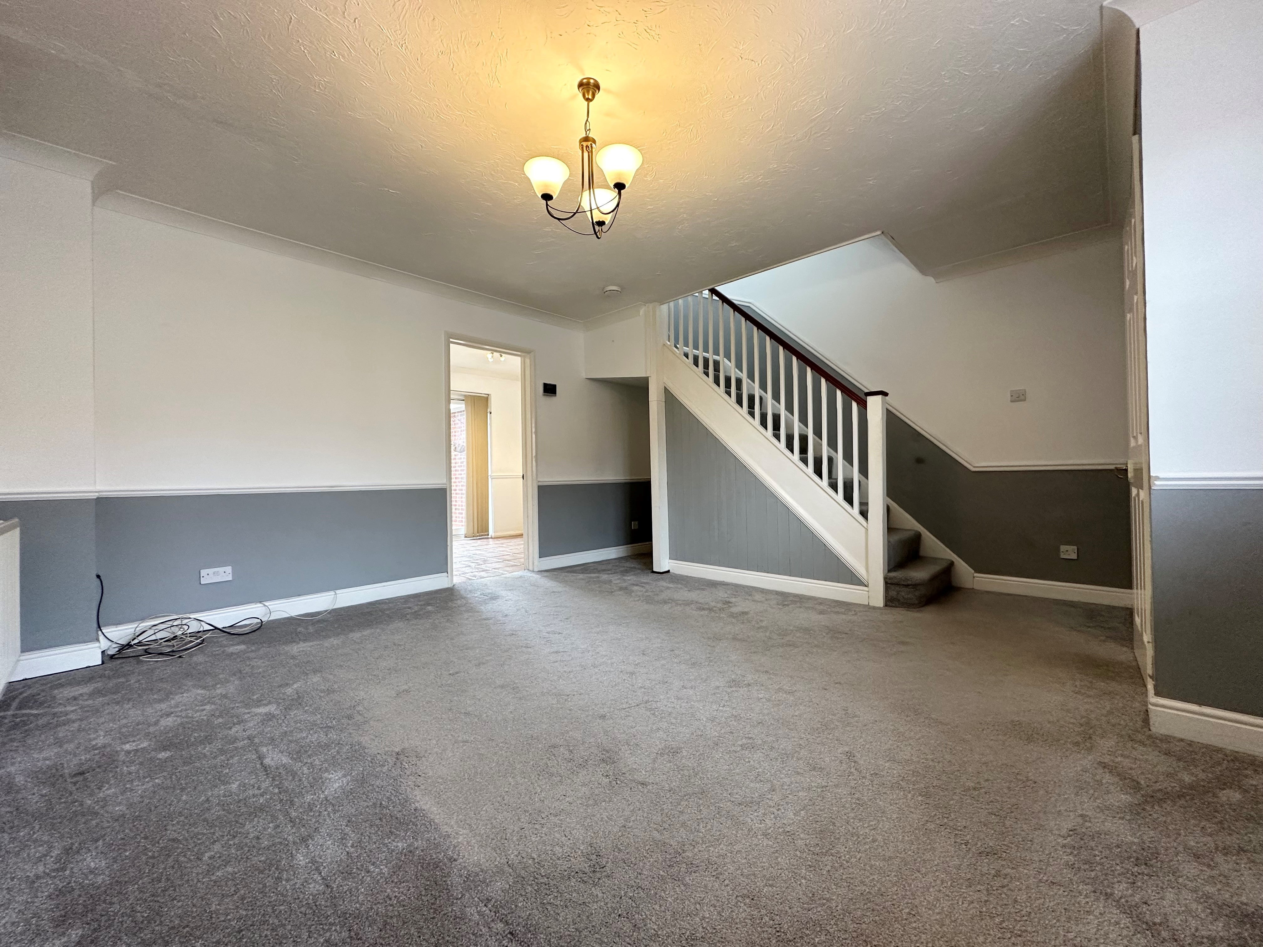 House Munday Court in Binfield