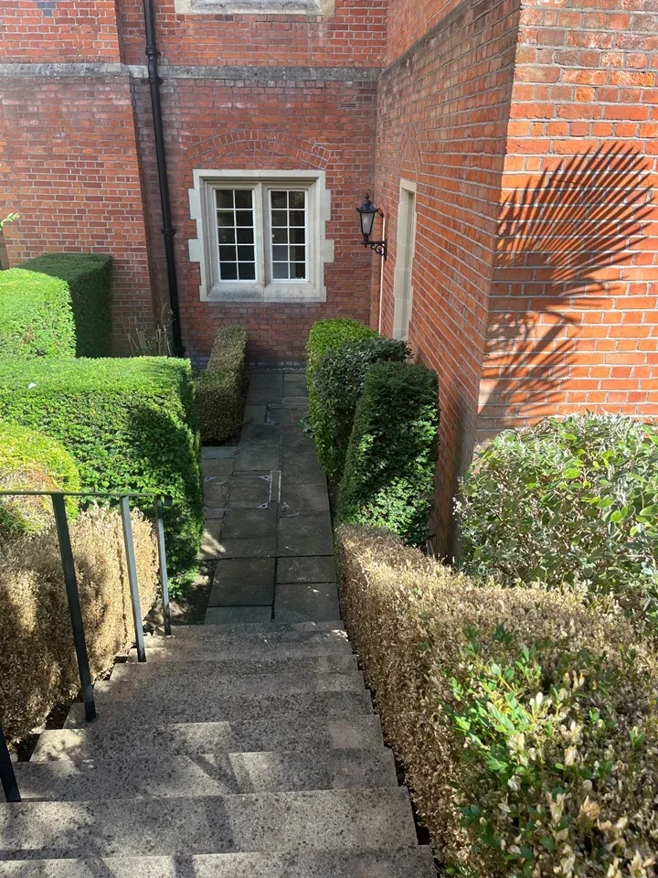 Flat Pastoral Way in Brentwood