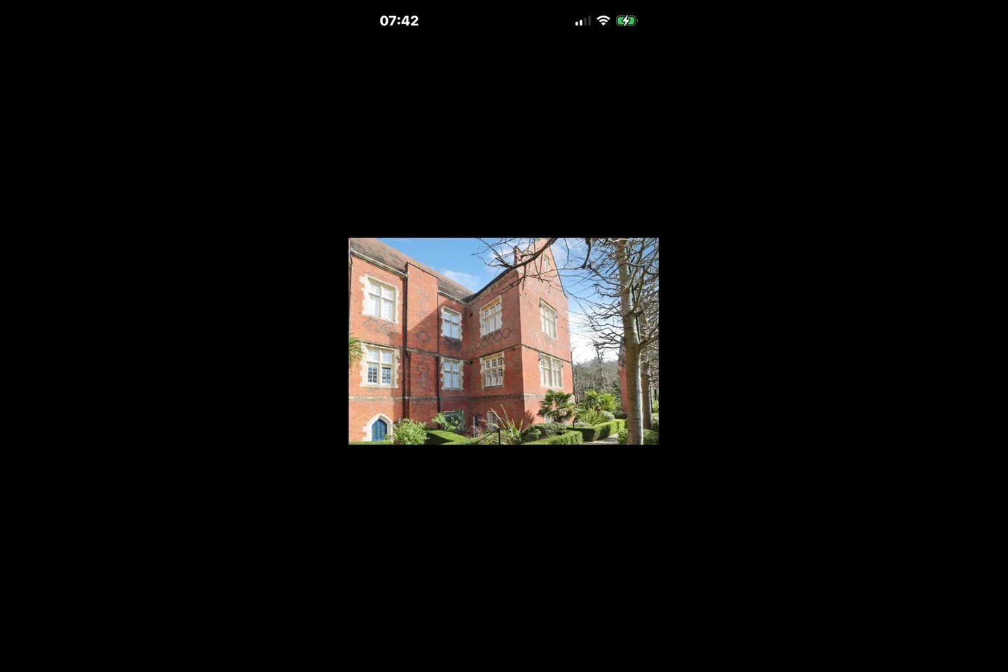 Flat Pastoral Way in Brentwood