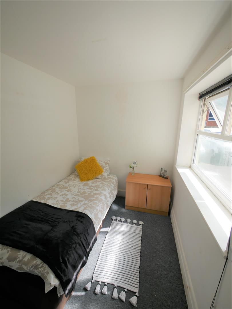 Room The Mount in Ringwood