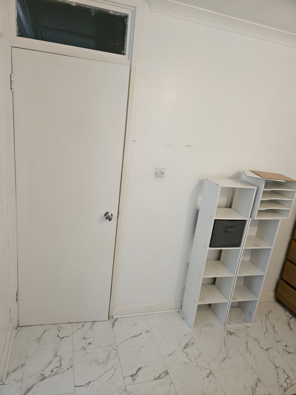 Room Sutton Road in Greater London