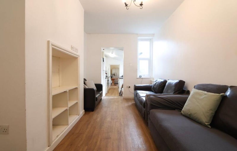 Room Hampton Road in Bristol