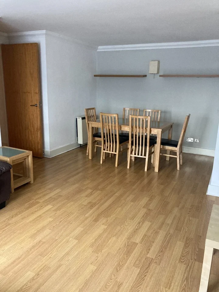 Flat Melville Place in Greater London