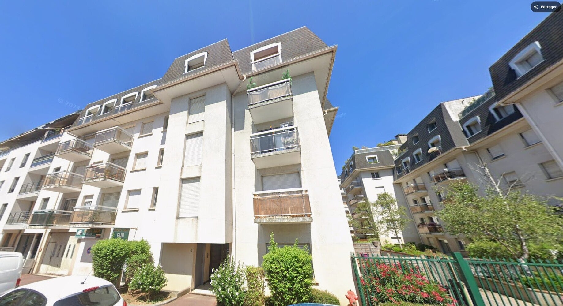 Flat Rue Raphaël Corby in Viroflay