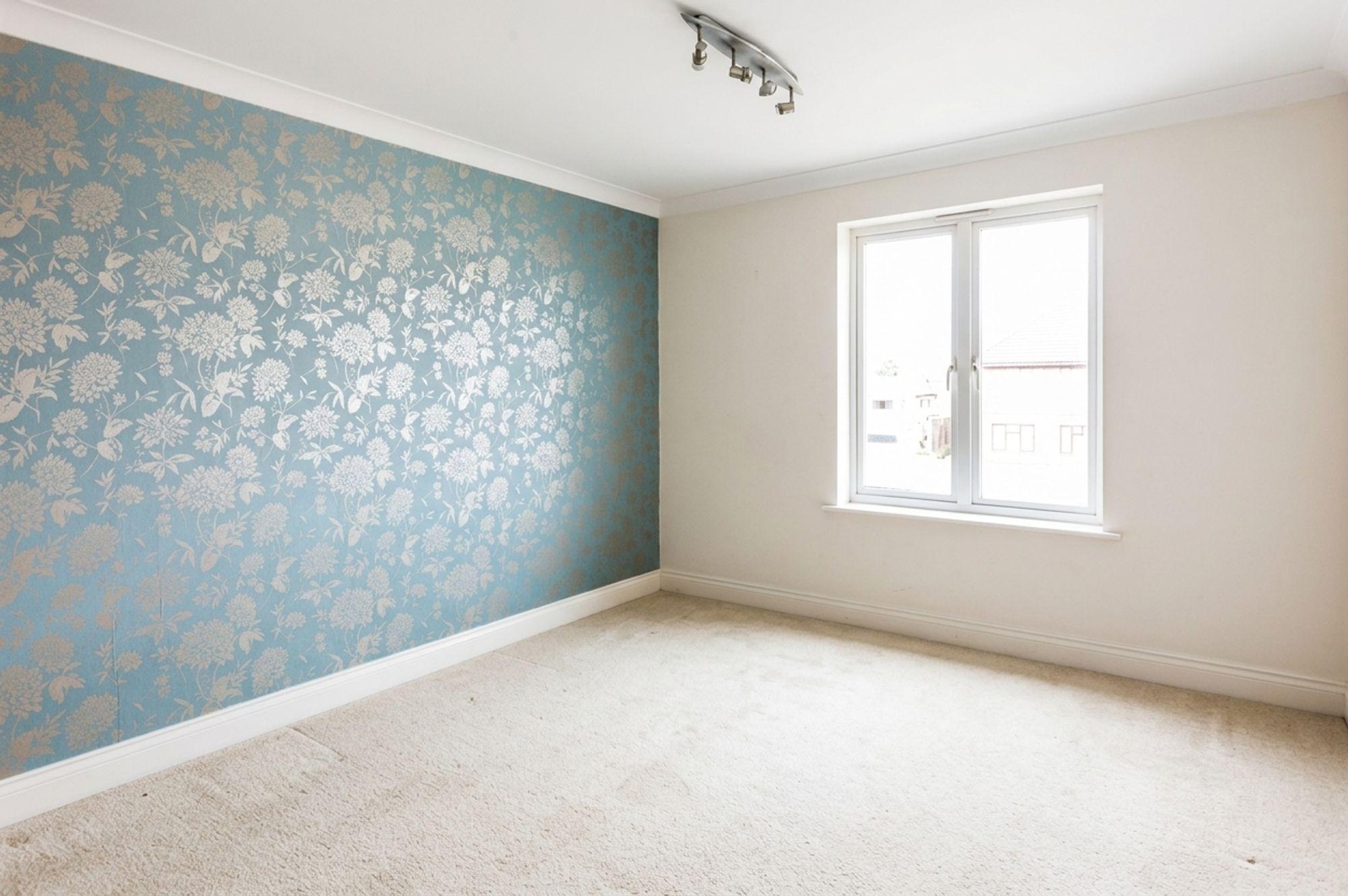 Flat Terrace Road in Elmbridge