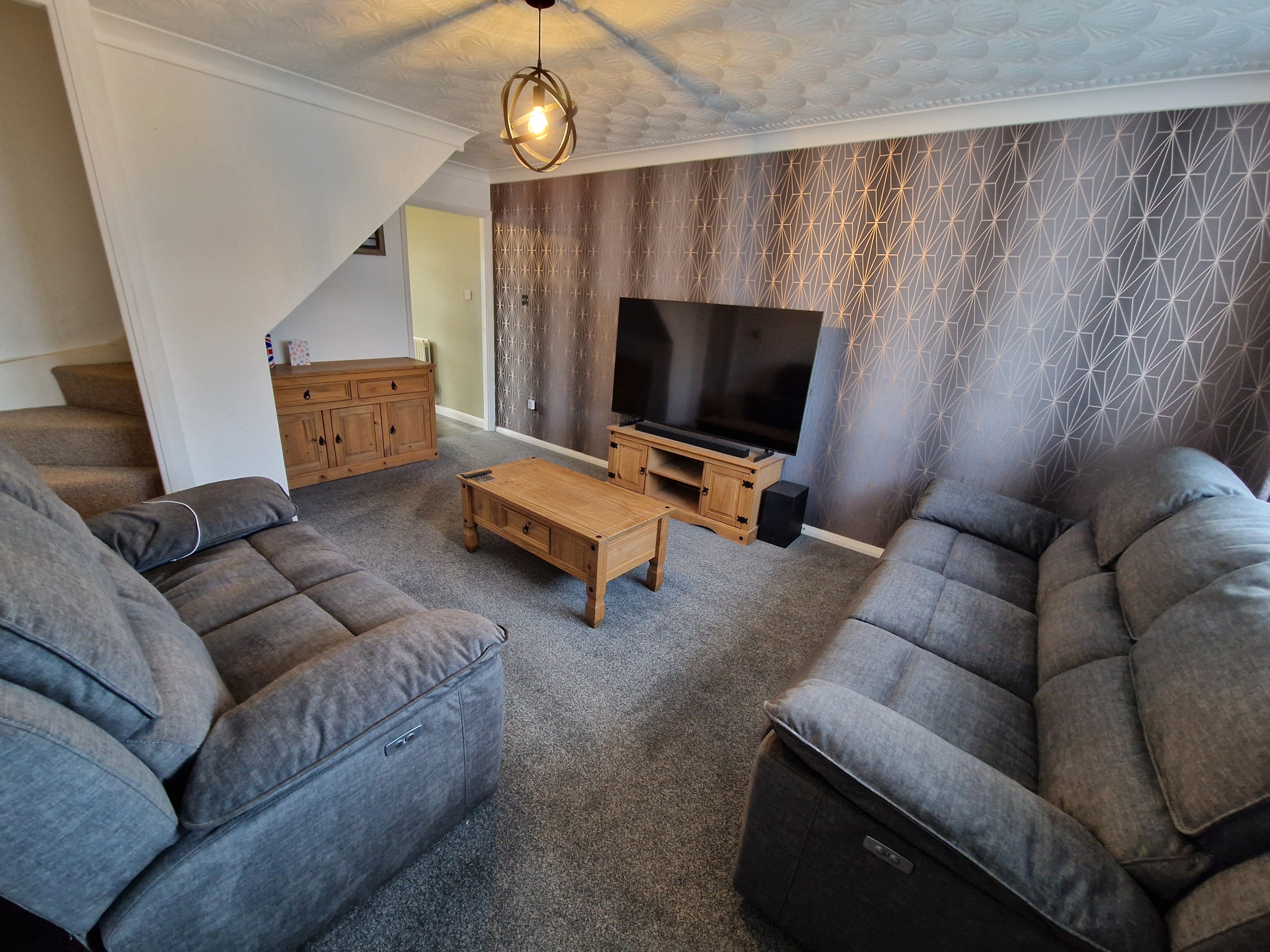 House Six Acres Close in Taunton