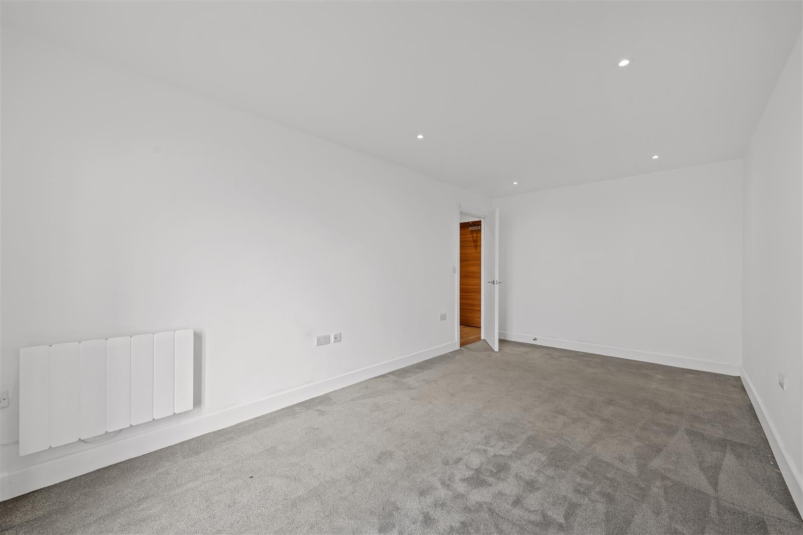 Flat Pine Court in Swindon
