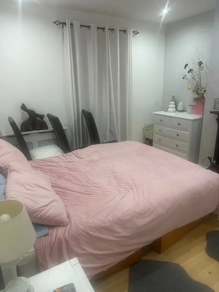 Room Westmount Road in Greater London