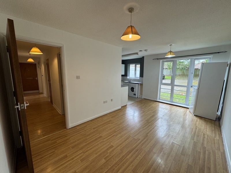 Flat Parry Court in Nottingham