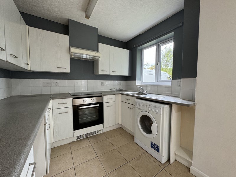 Flat Parry Court in Nottingham