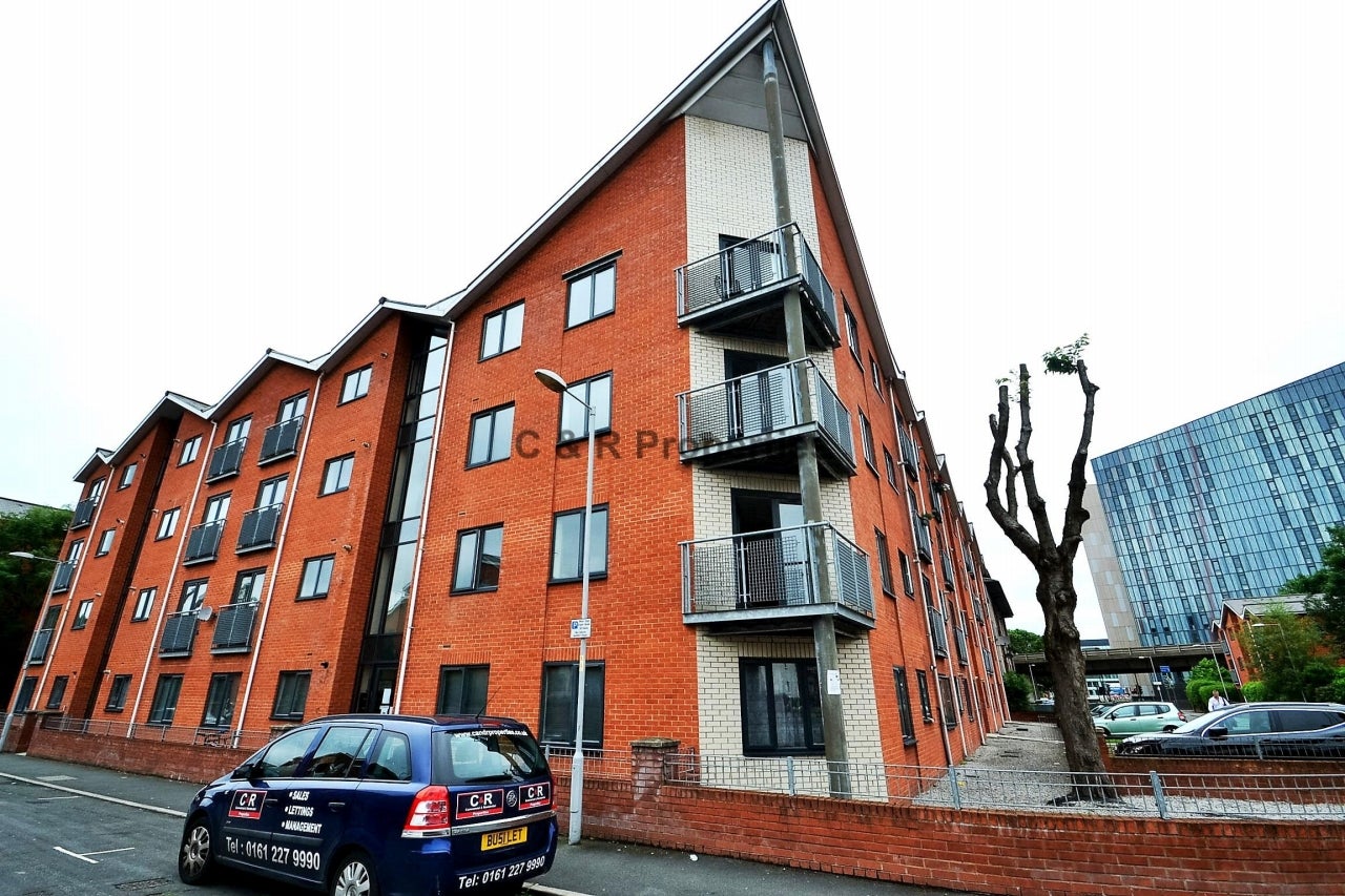Flat Loxford Street in Manchester