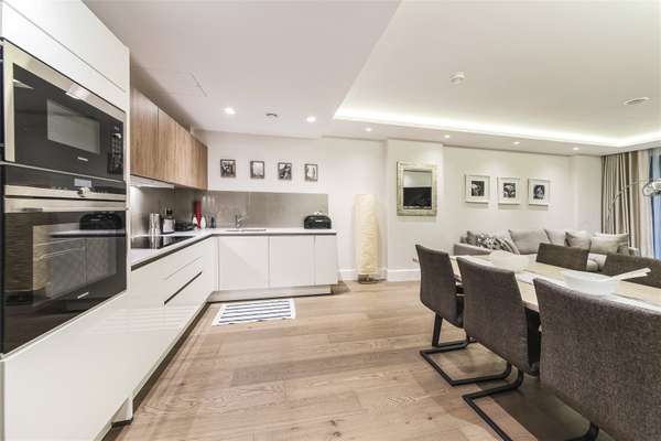 Flat Great Peter Street in City of Westminster