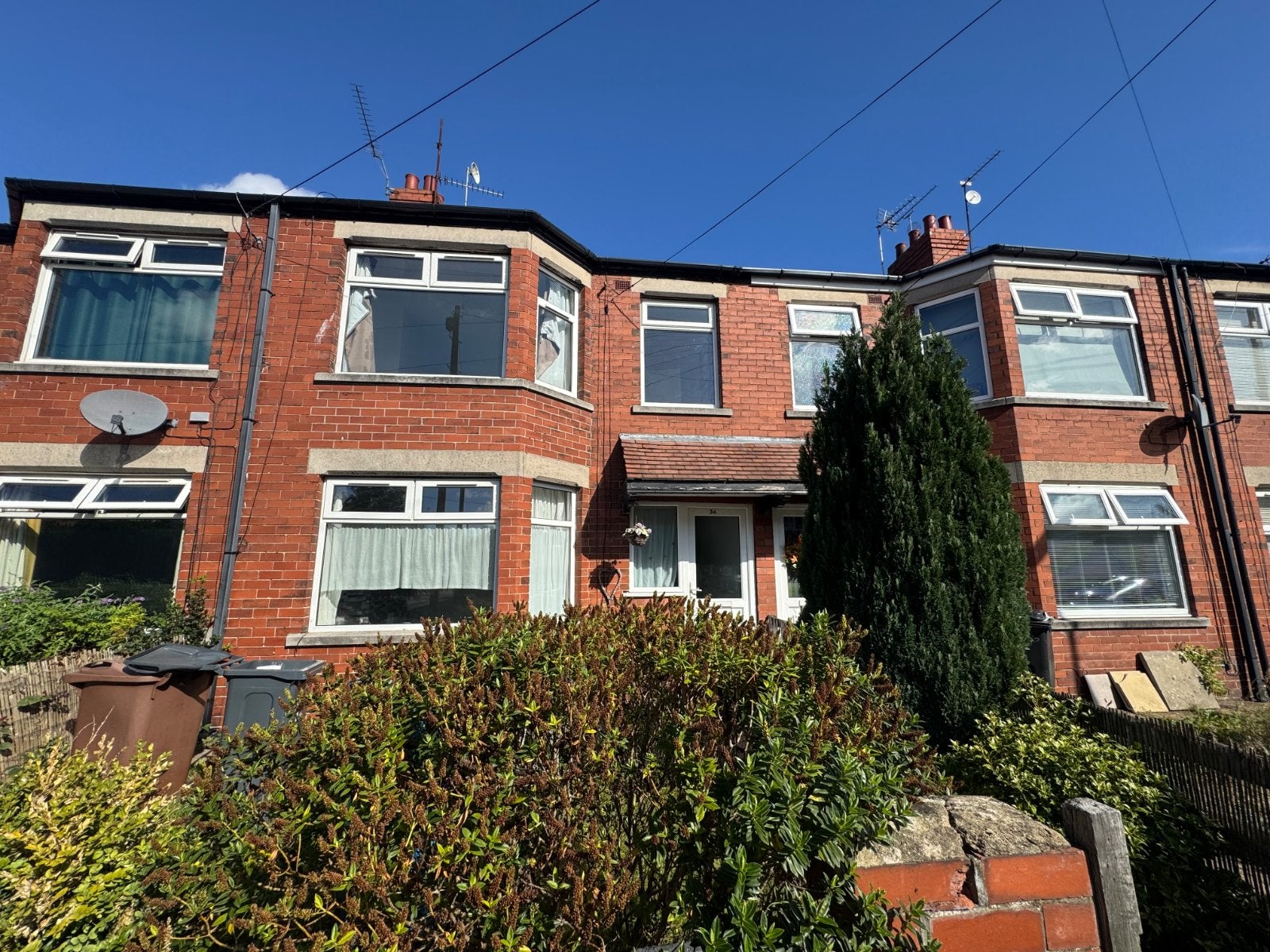 House Leyburn Avenue in Hull