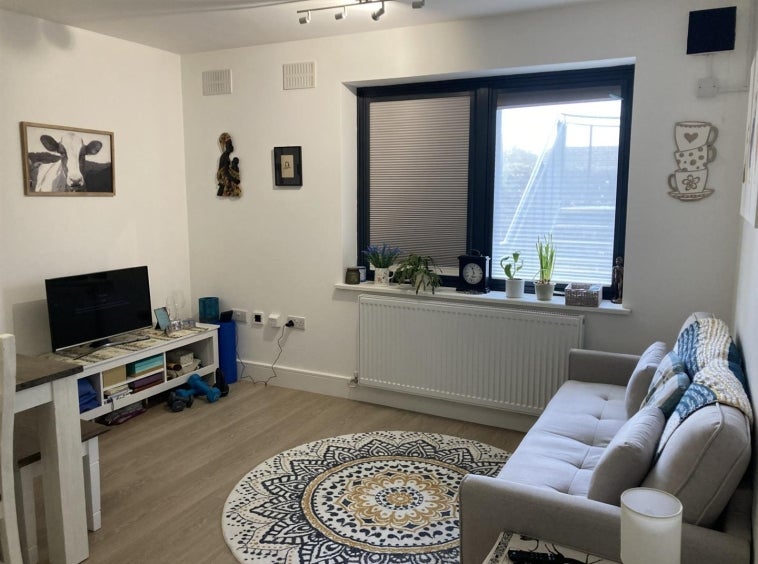 Flat Updown Hill in Surrey Heath
