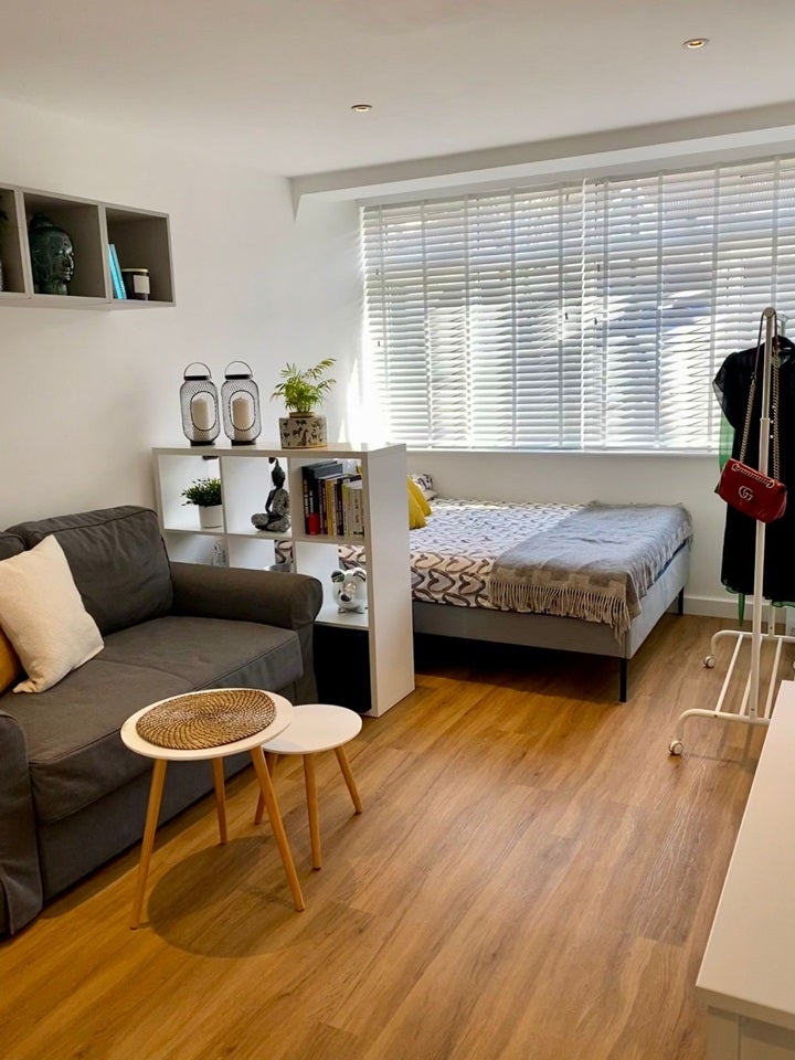 Flat Stafford Gardens in Greater London