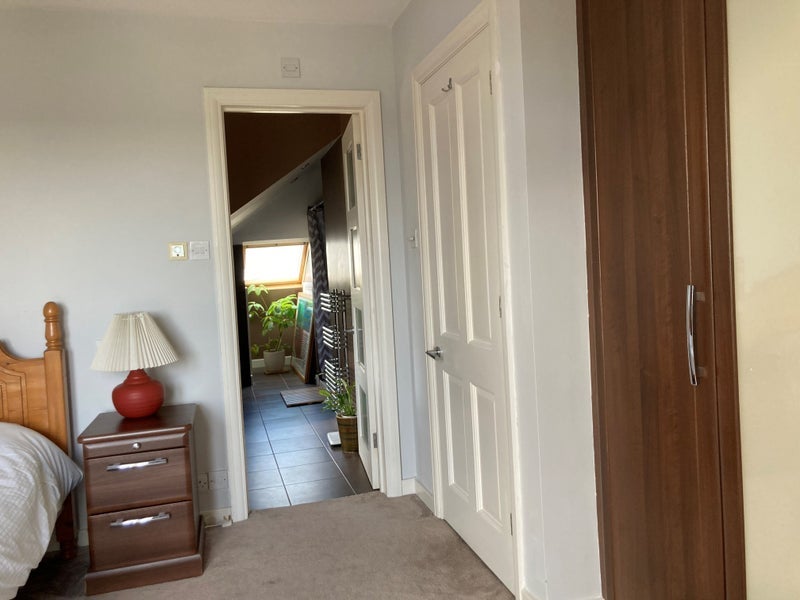 Room Kynaston Road in Greater London