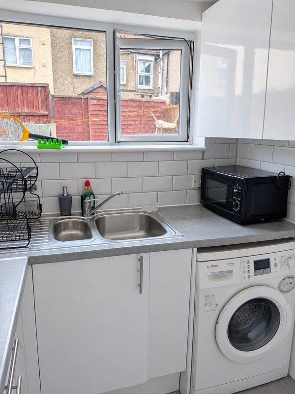 Room Wythes Road in Greater London