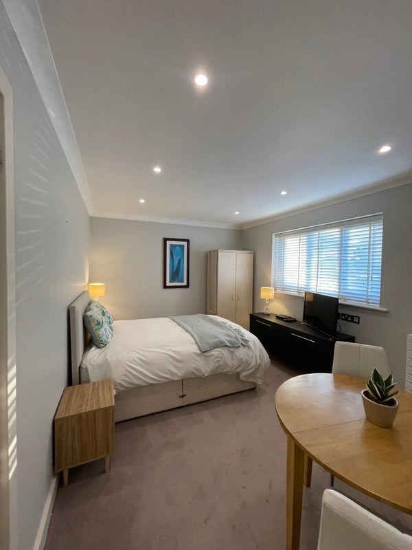 Room Mill Lane in Poole