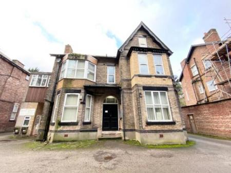 Flat Palatine Road in Manchester