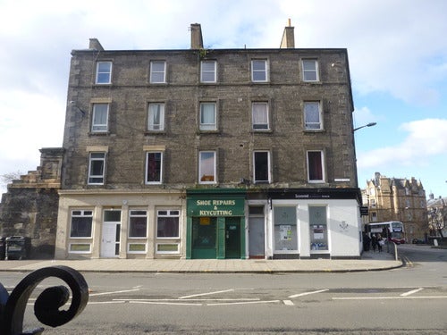 Flat Easter Road in Edinburgh