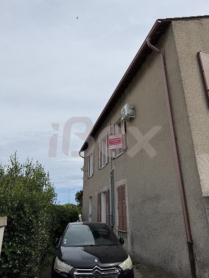 Flat Rue Docteur Calmette in La Farlède