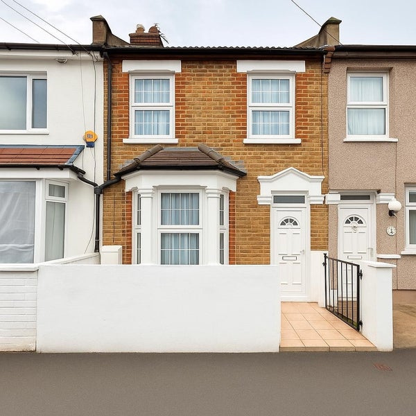 House Selby Road in London