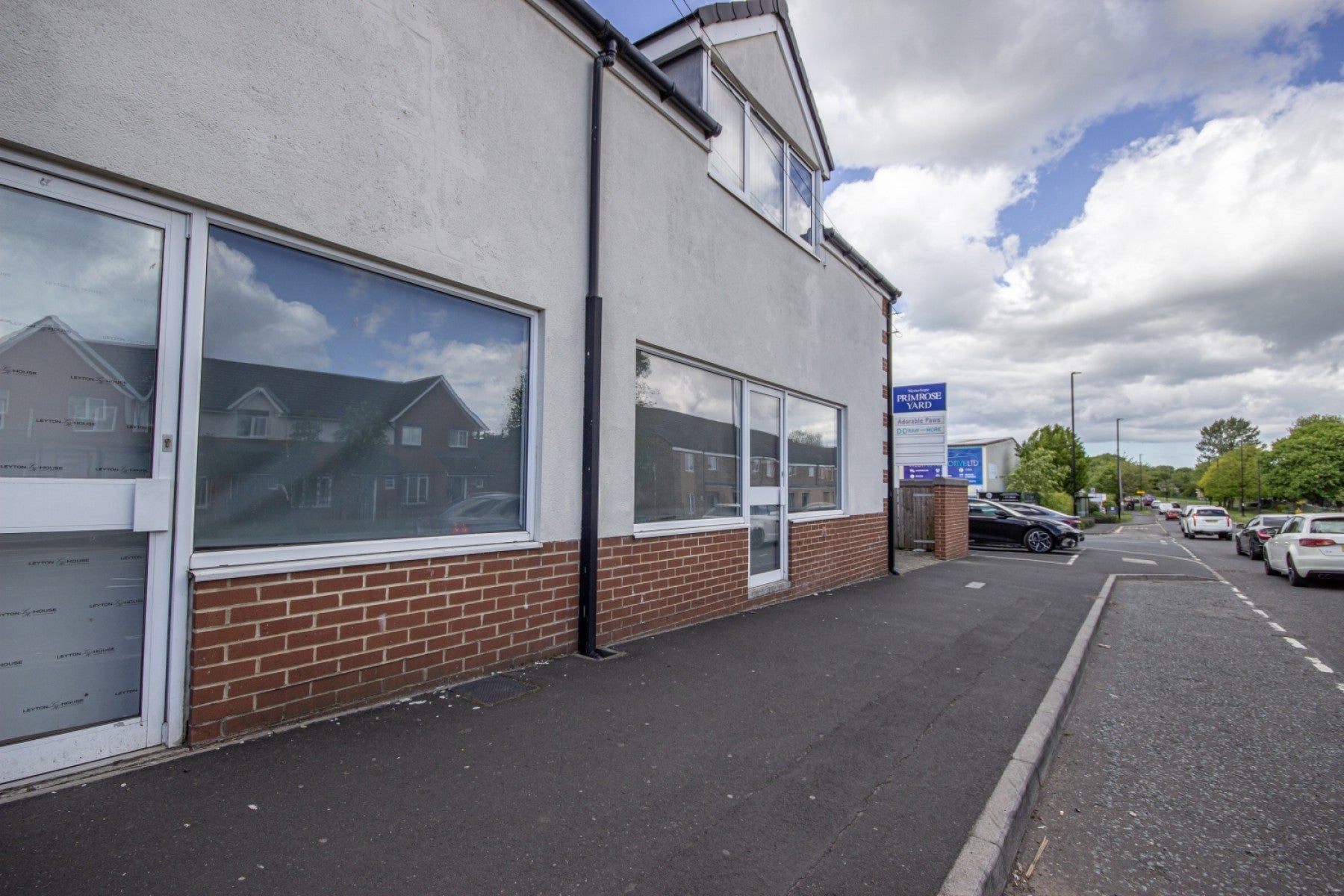 Flat Crispin Court in Newcastle upon Tyne