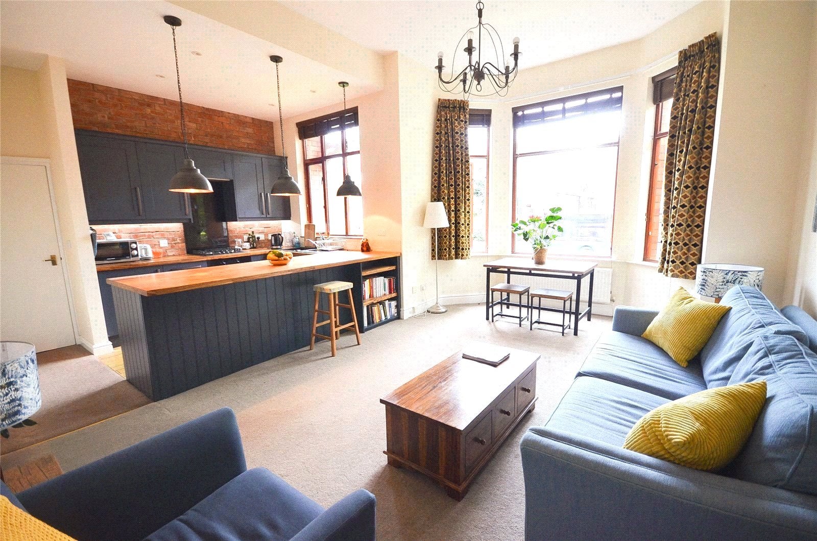 Flat Palatine Road in Manchester