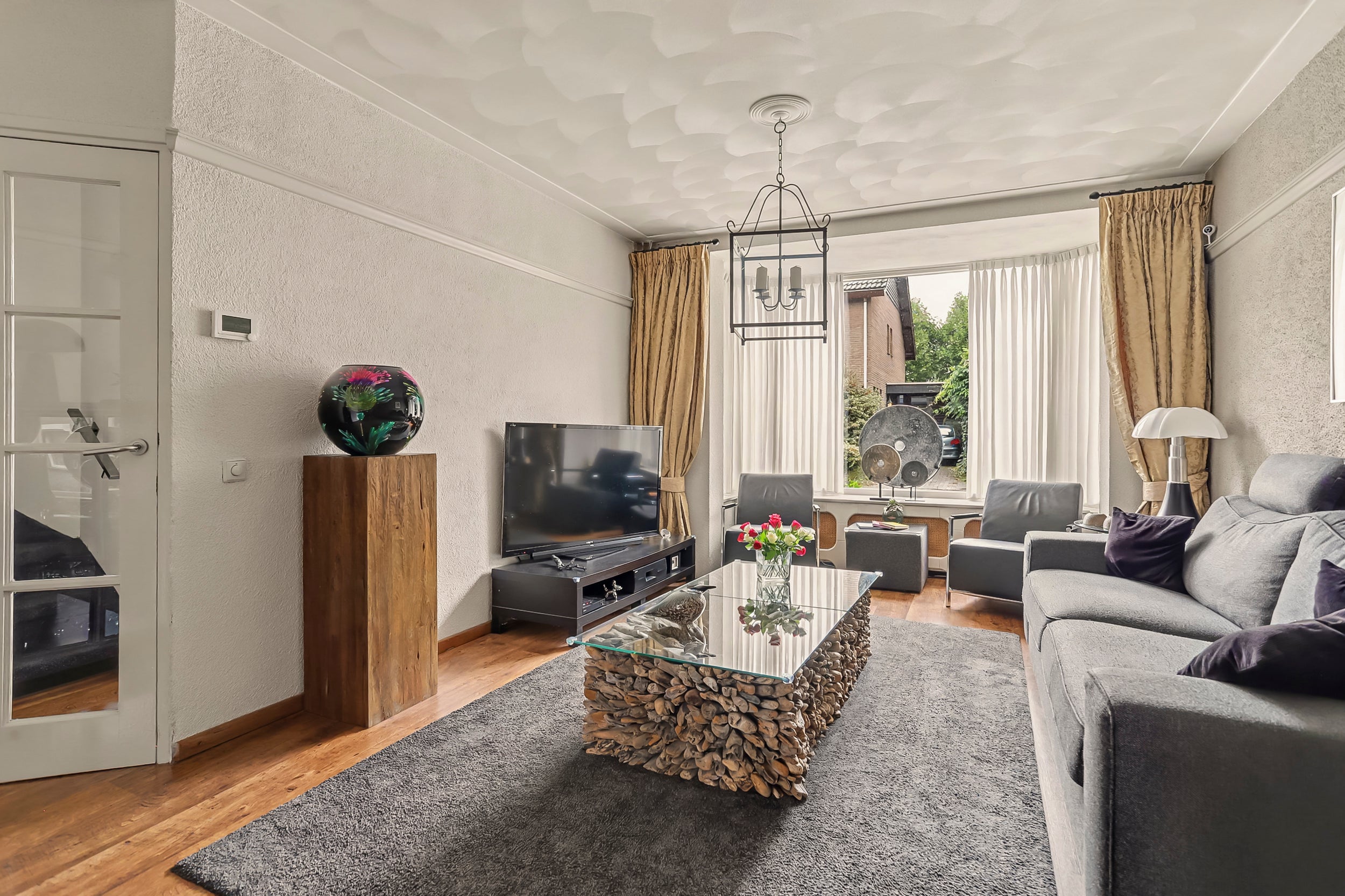 Tussenwoning te koop: Elzengaard 23, Goirle