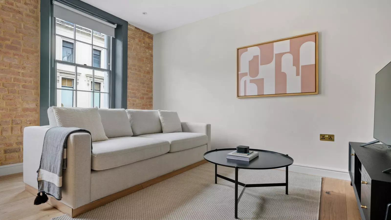 Flat Praed Street in City of Westminster