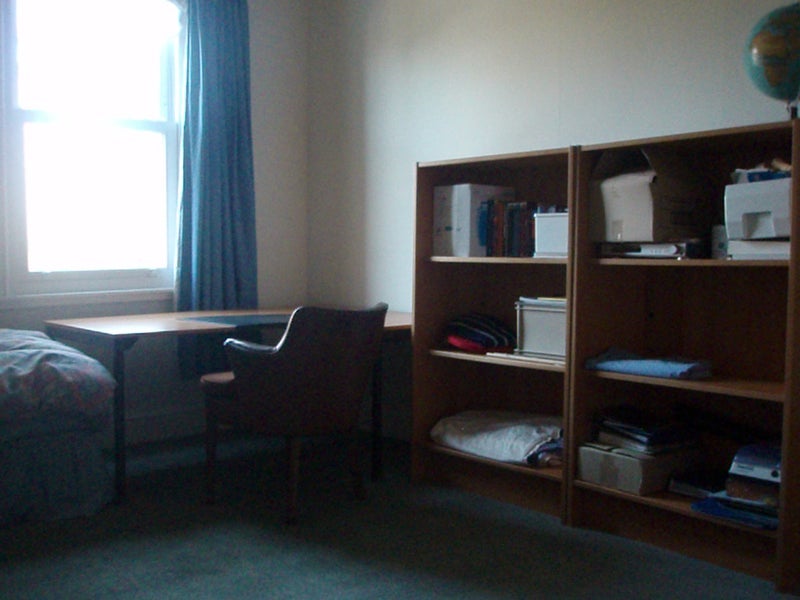 Room Moorland Road in Birmingham