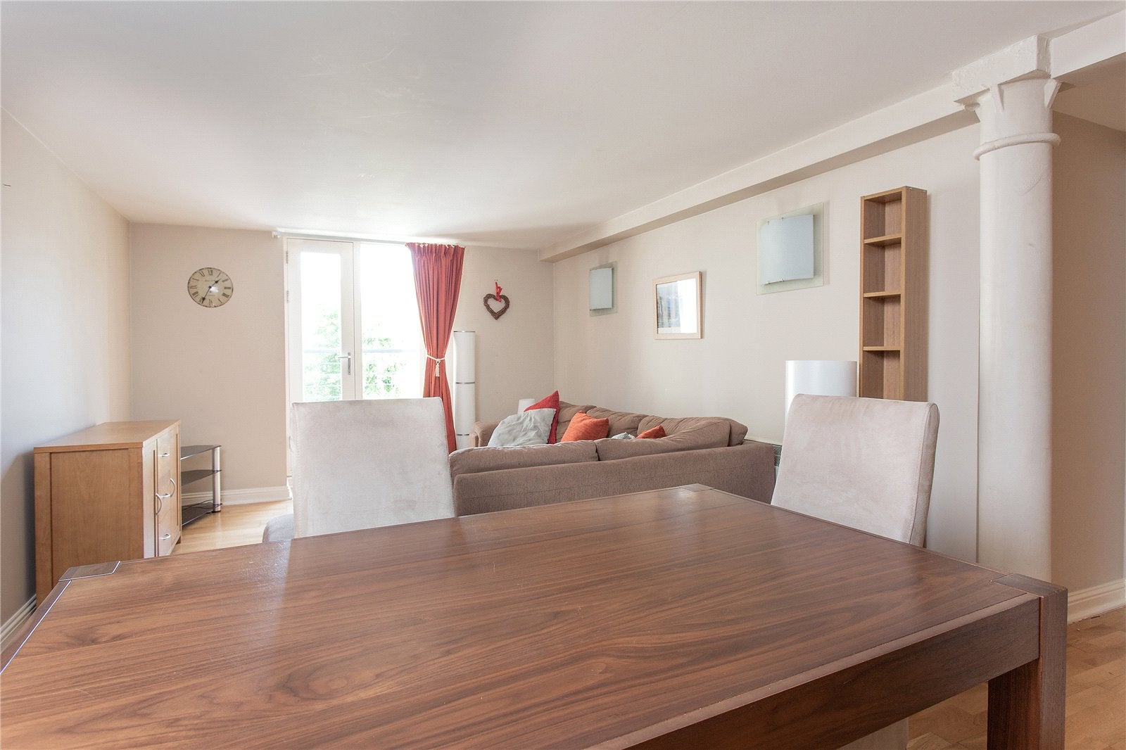 Flat Hermand Crescent in City of Edinburgh