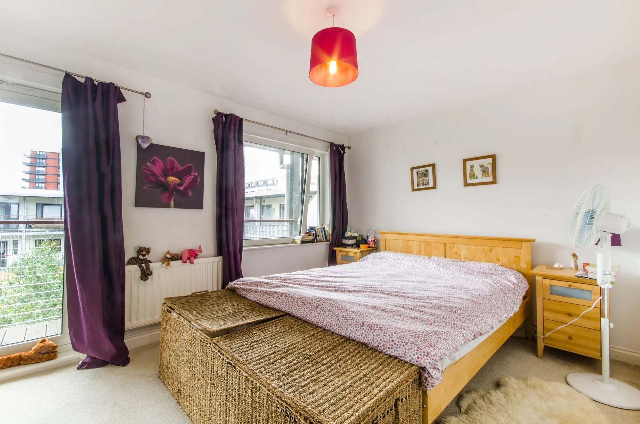 Flat Claremont Street in Greater London