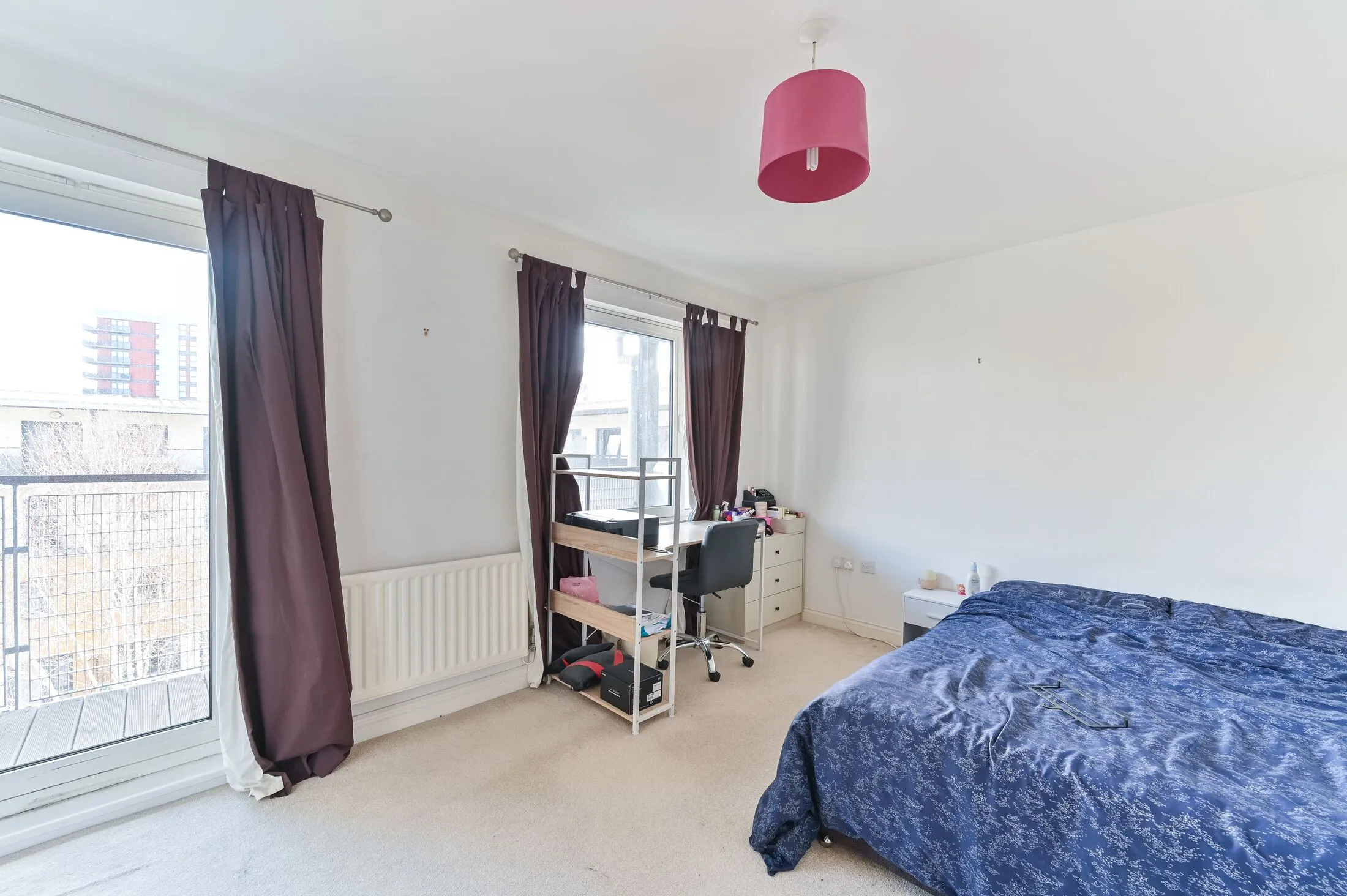 Flat Claremont Street in Greater London