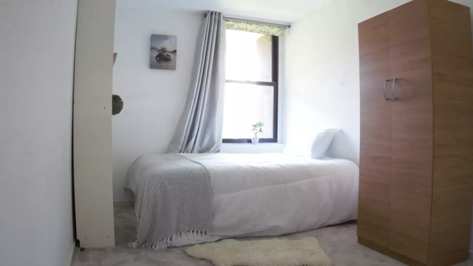 Room Moreton Street in City of Westminster