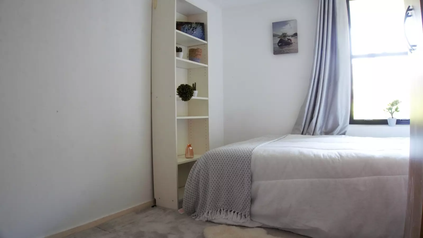 Room Moreton Street in City of Westminster